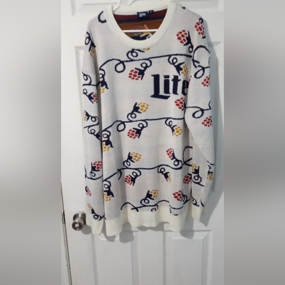 Festive Red and White Crewneck Sweater with Floral Motifs